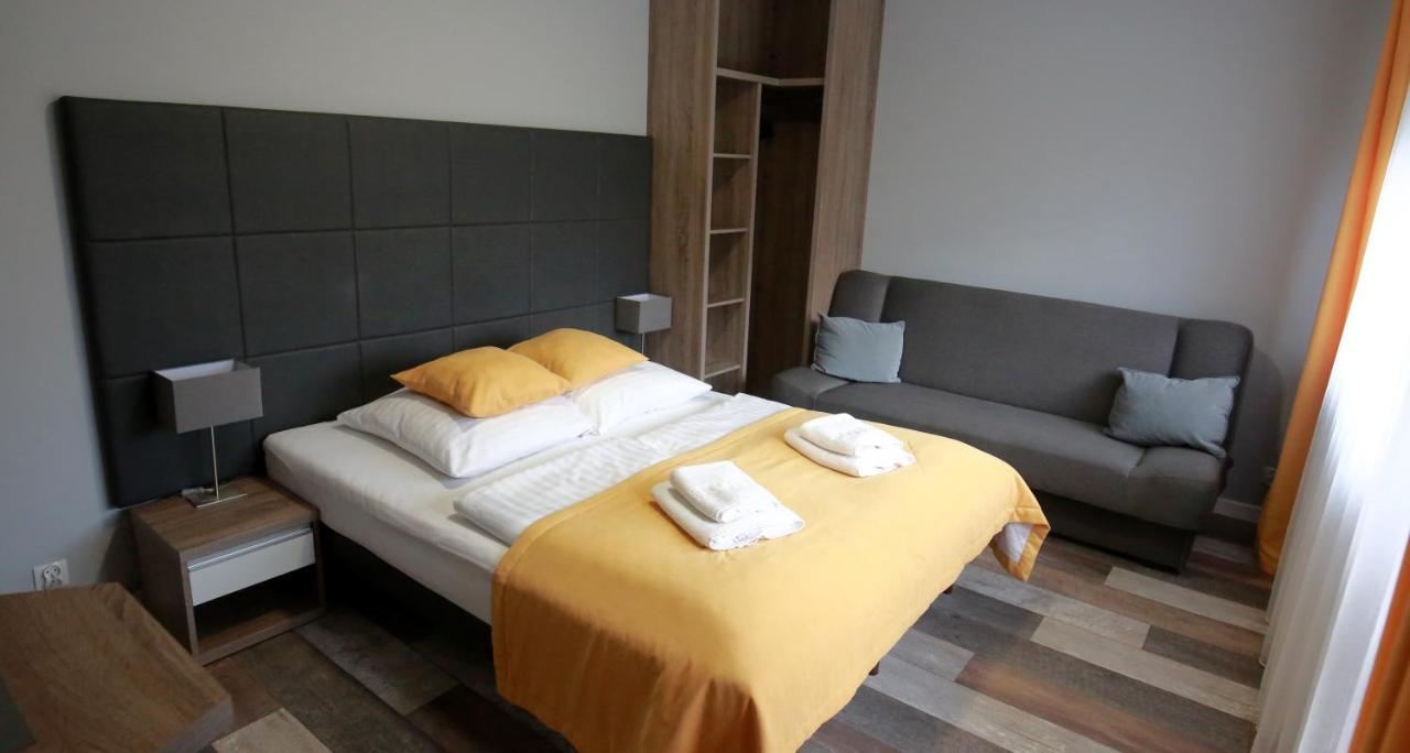 Pod Rozami Apartment Grzybowo  Exterior foto