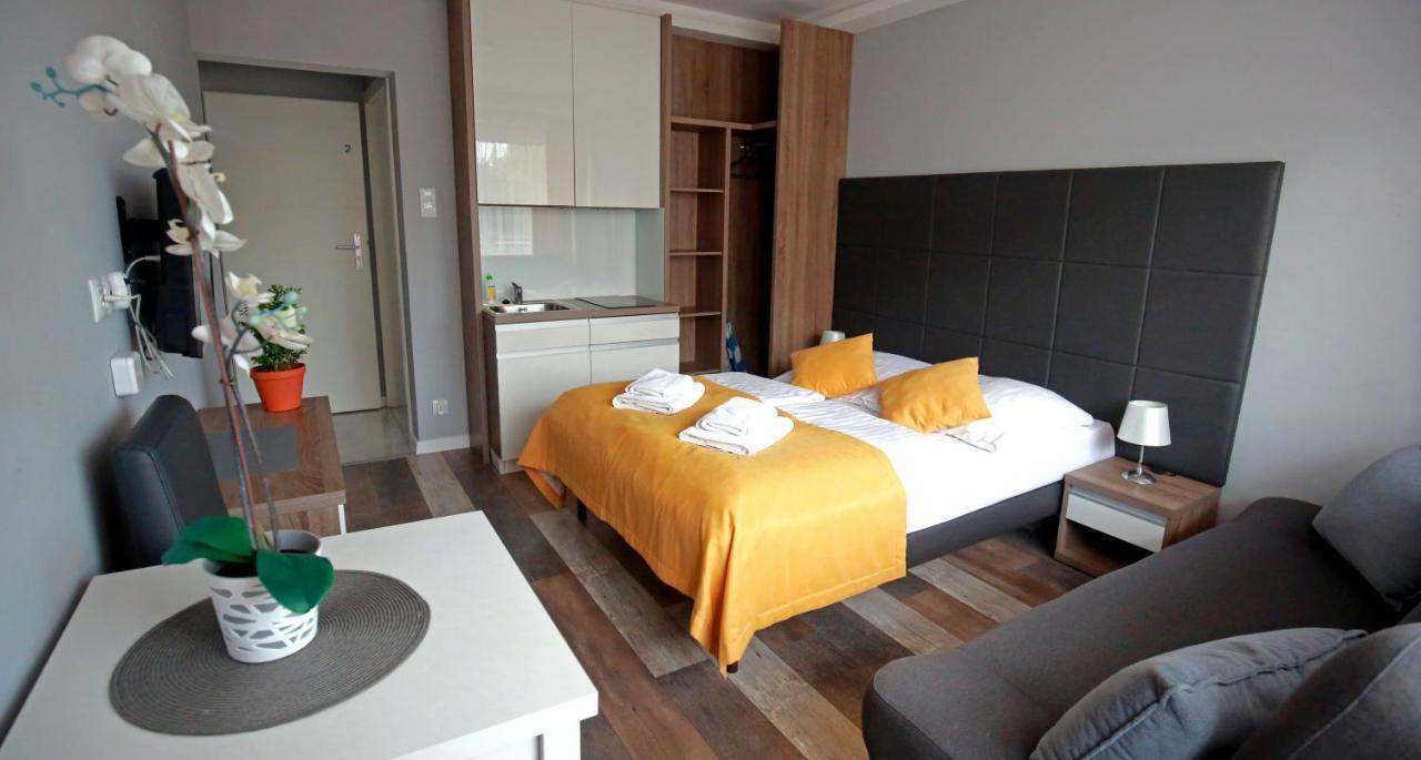 Pod Rozami Apartment Grzybowo  Exterior foto