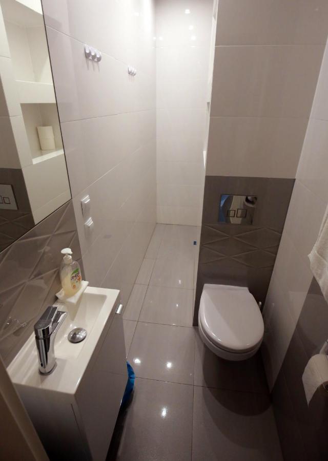 Pod Rozami Apartment Grzybowo  Exterior foto