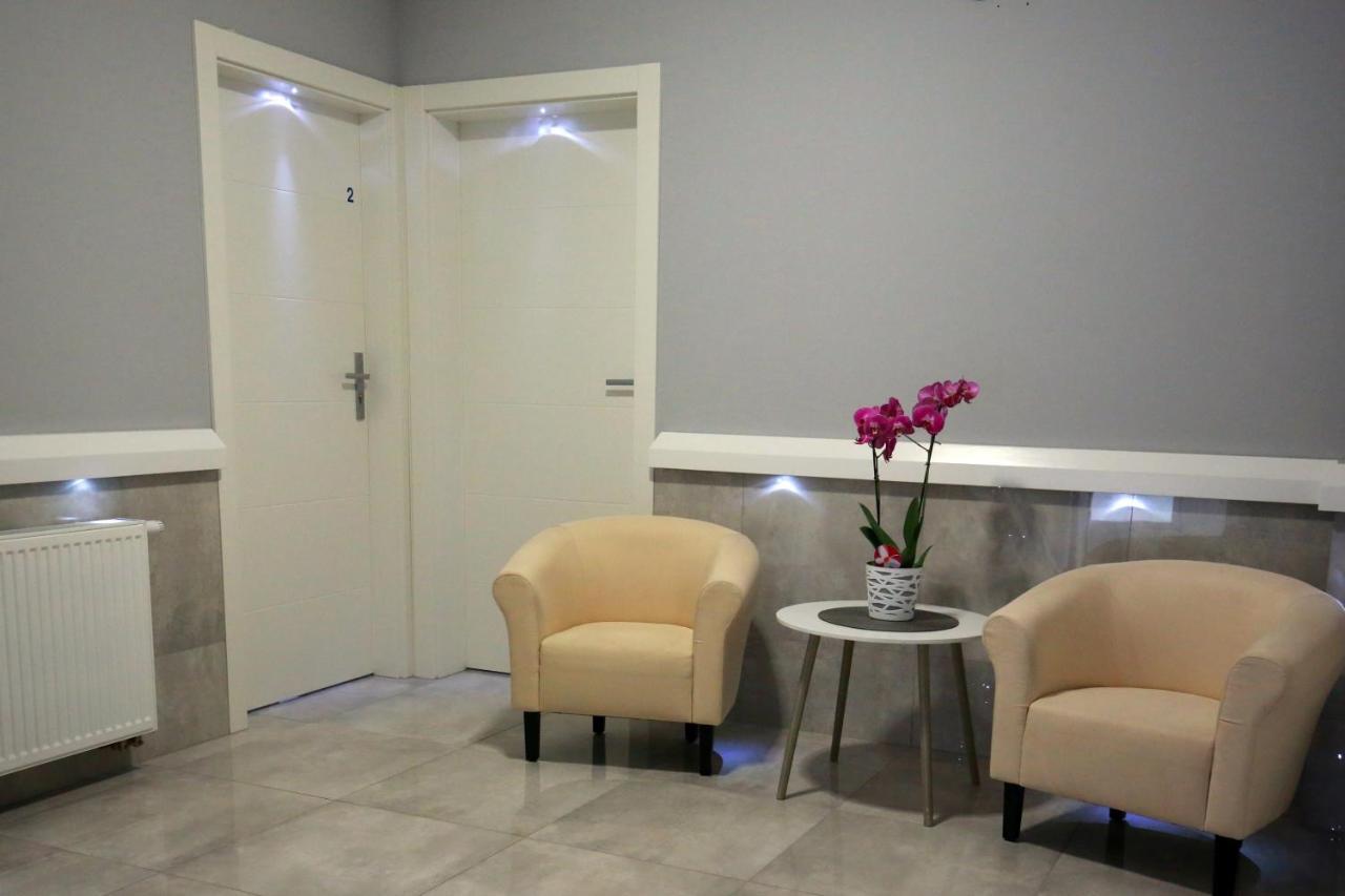 Pod Rozami Apartment Grzybowo  Exterior foto