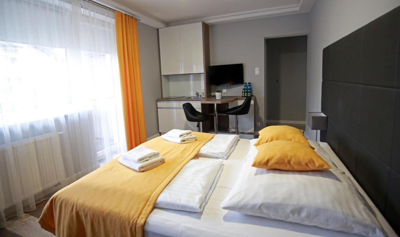 Pod Rozami Apartment Grzybowo  Exterior foto