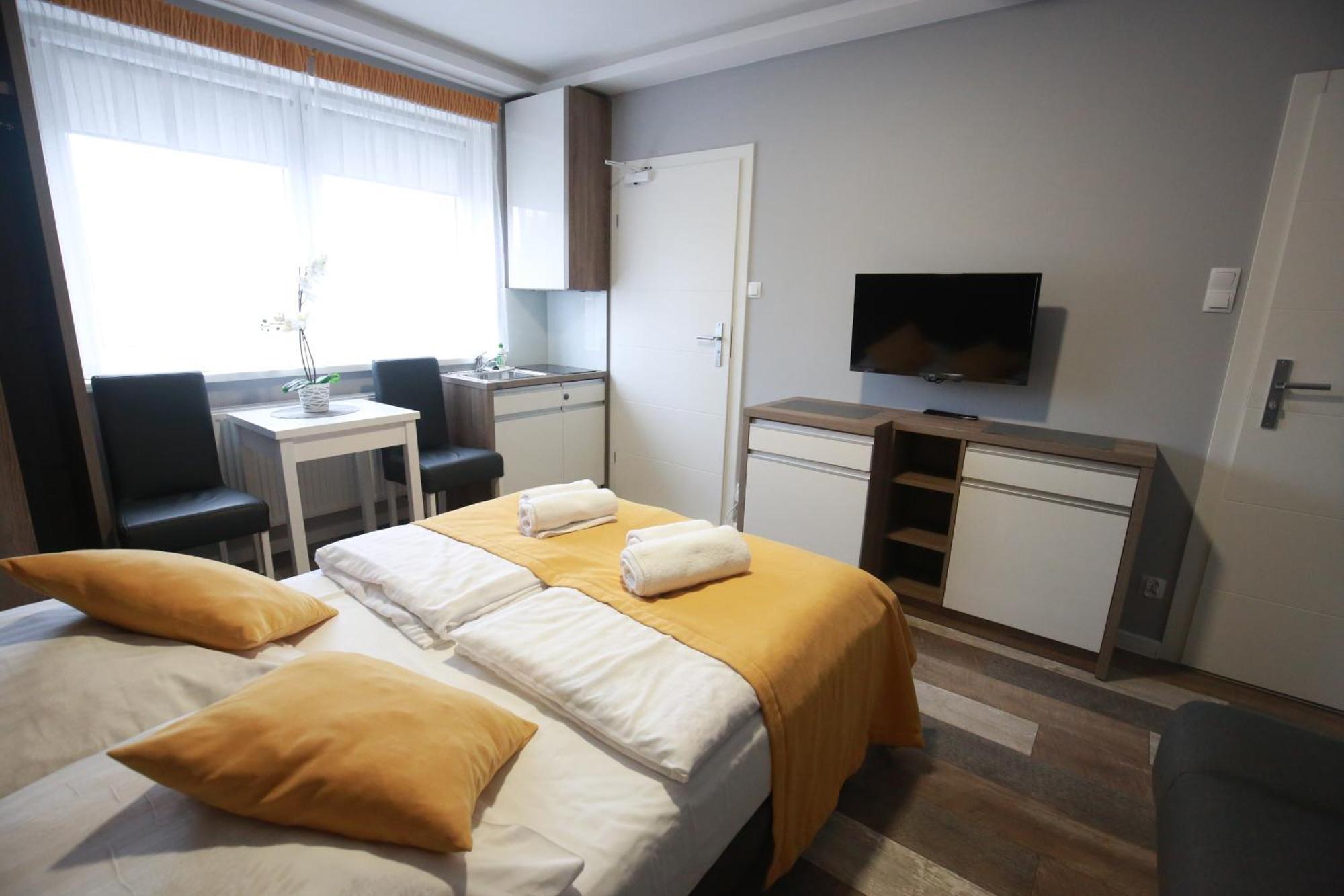 Pod Rozami Apartment Grzybowo  Exterior foto